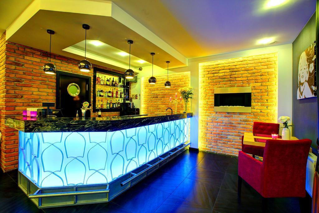 Hostel Evotel เจียลองกา ภายนอก รูปภาพ